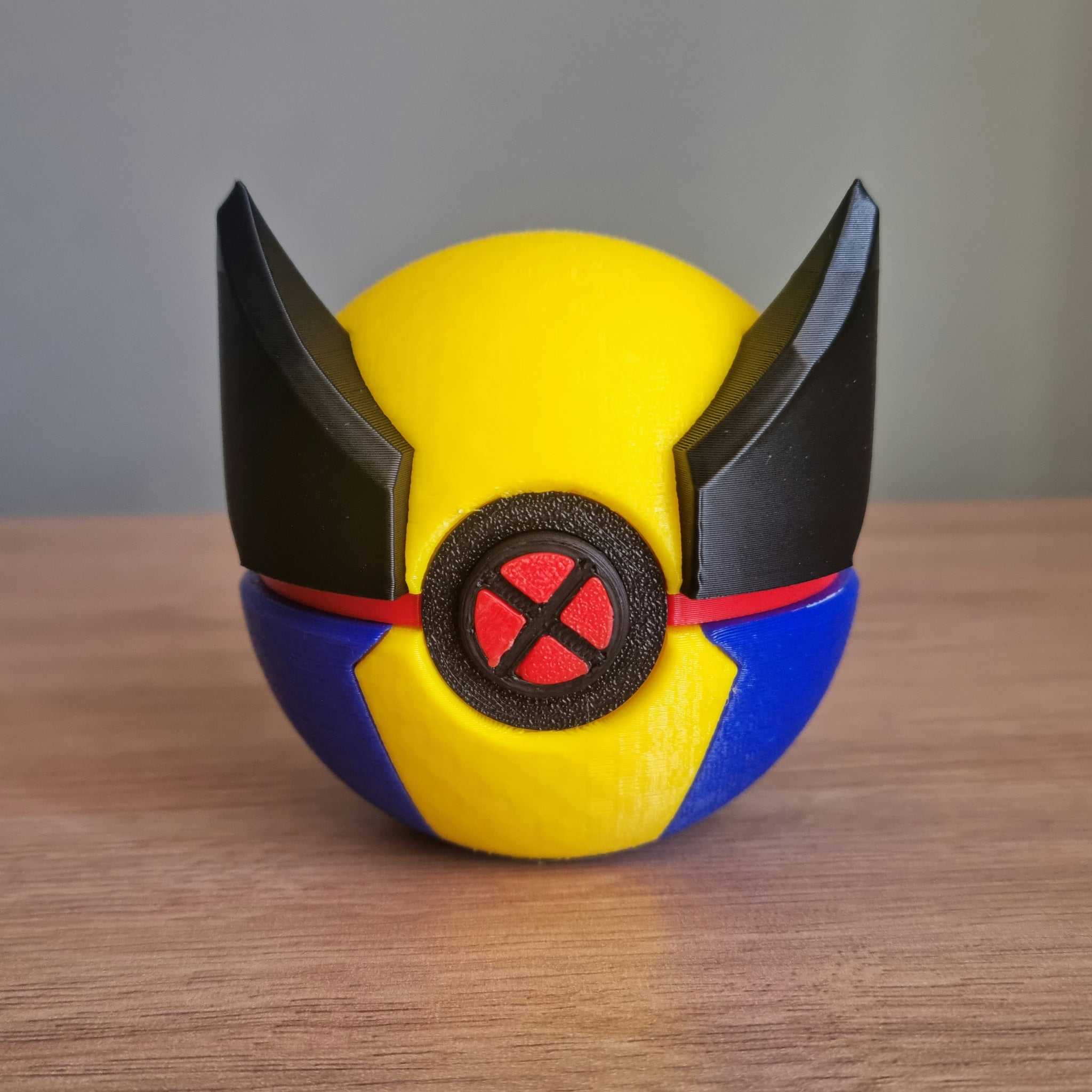 Wolverene Pokeball