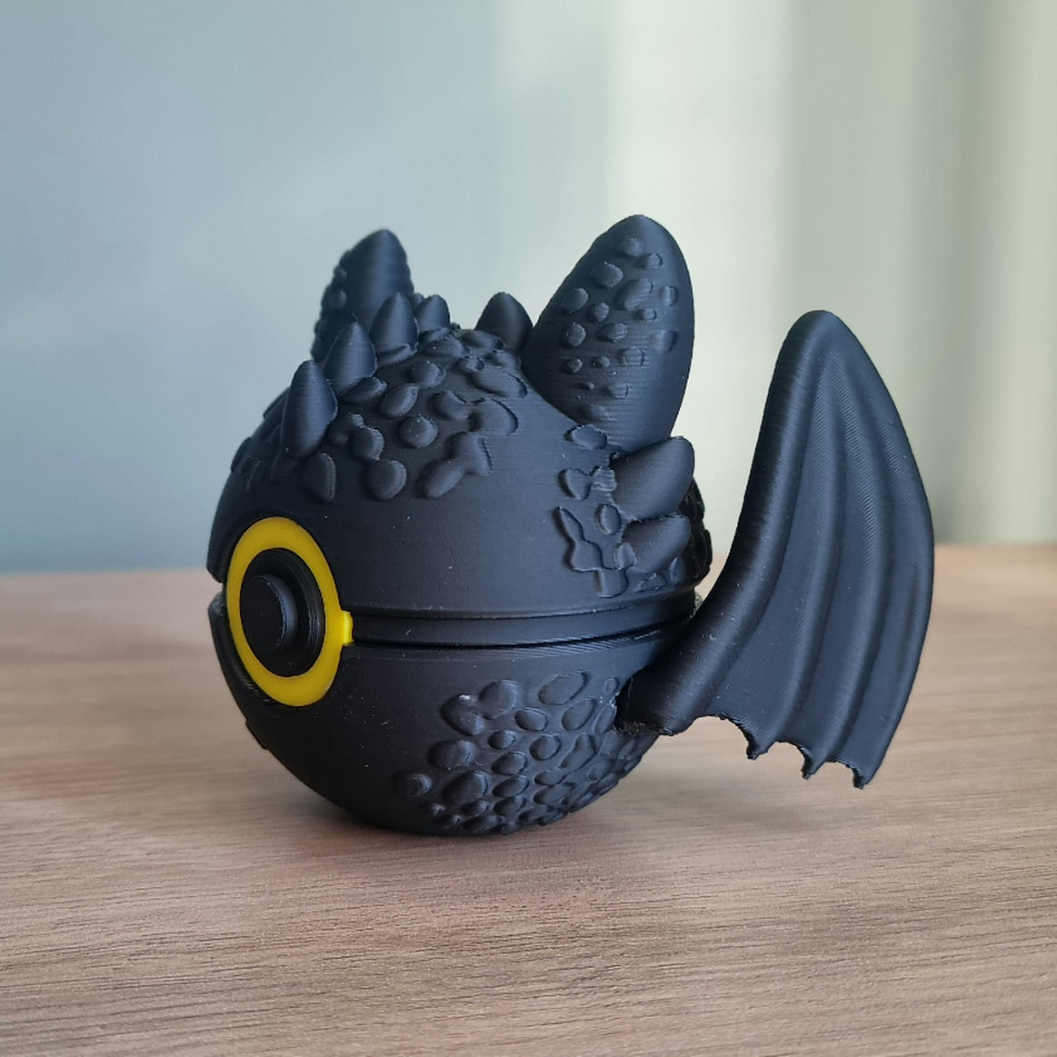 Toothless Pokeball